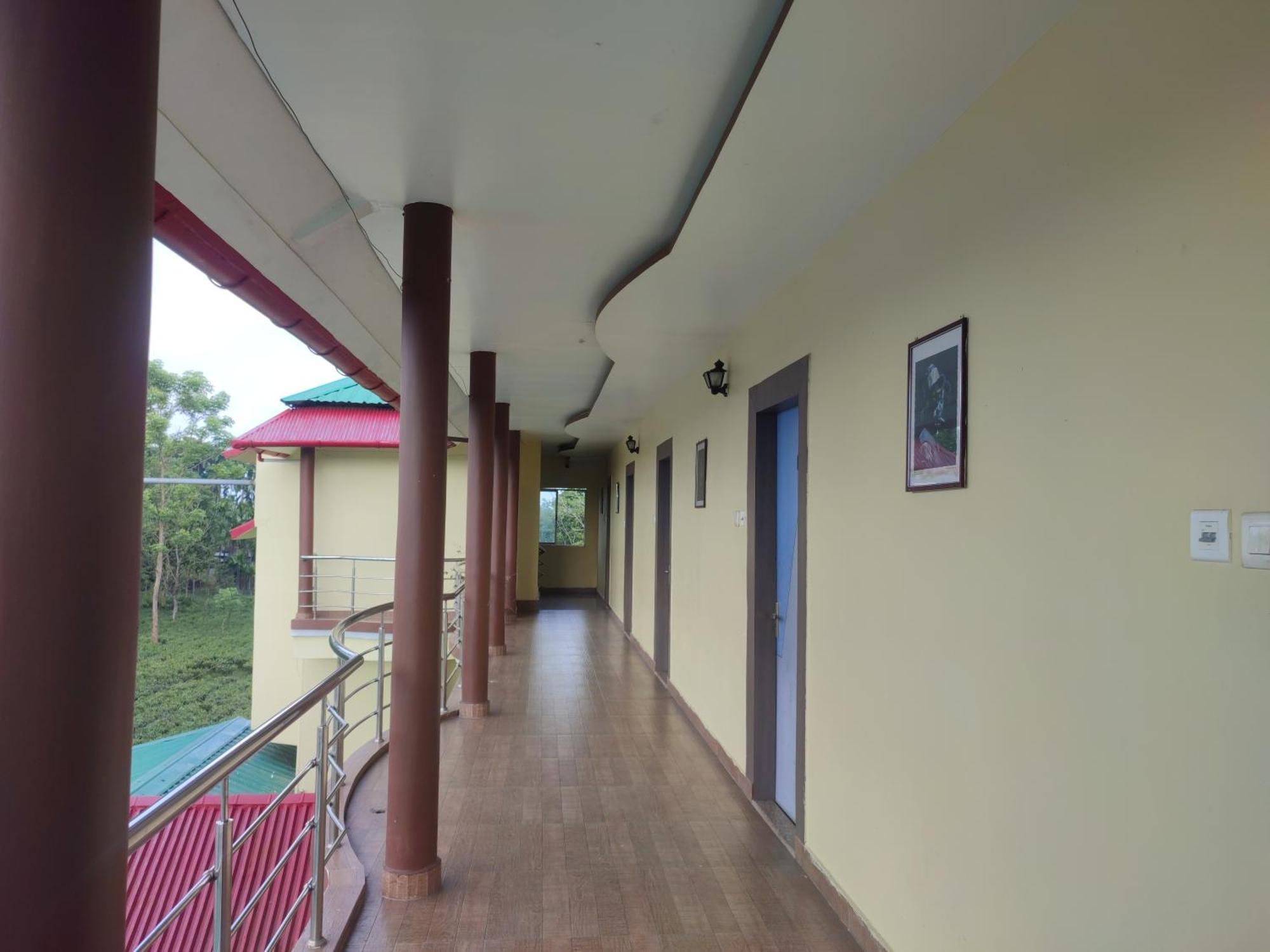 Maa Greenary View - A Holiday Resort Alipur Duar Екстер'єр фото