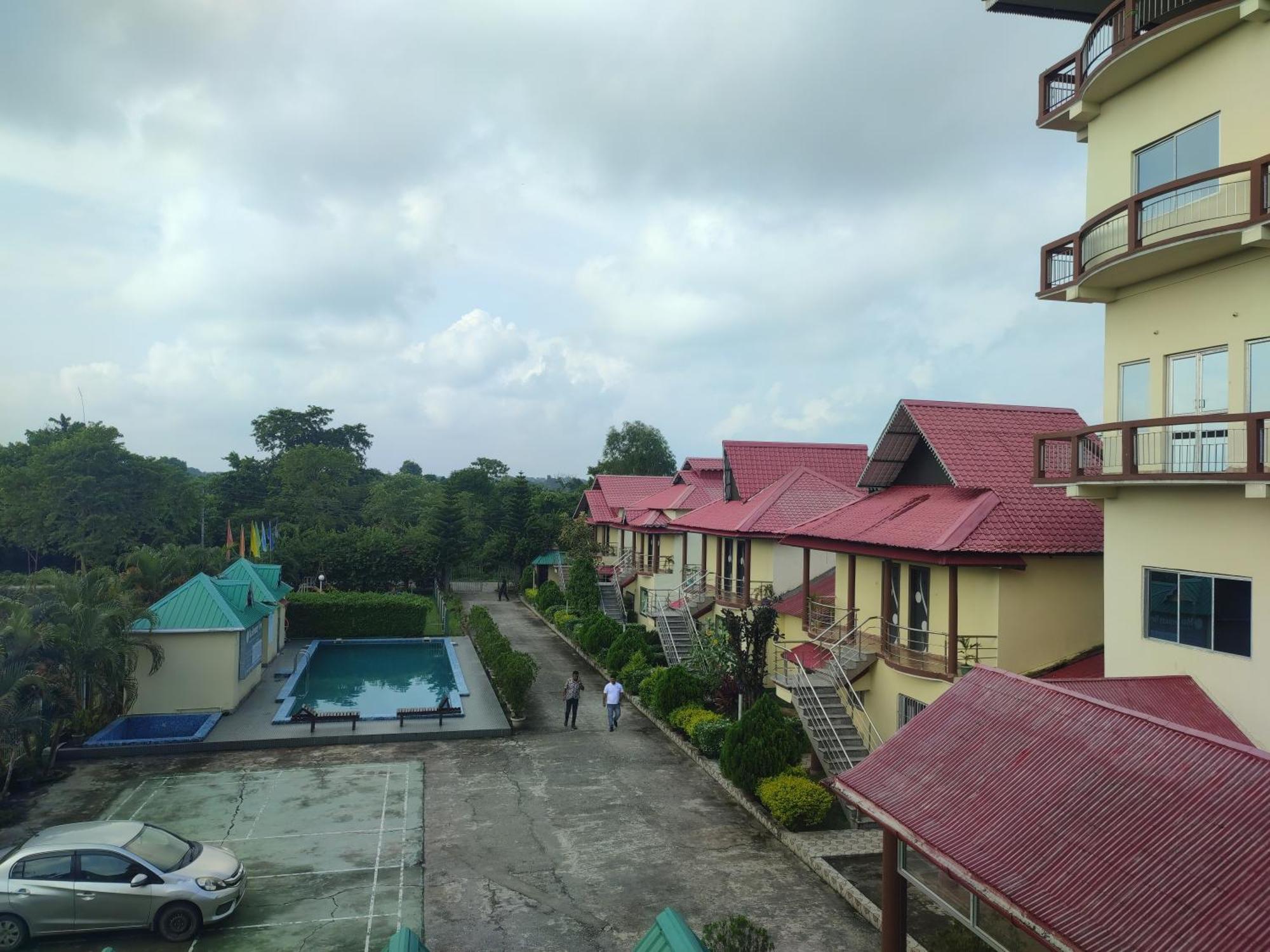 Maa Greenary View - A Holiday Resort Alipur Duar Екстер'єр фото